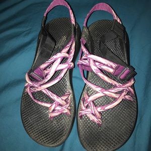 Women’s Chacos size 9